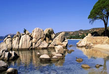 [高尔夫]新加坡精英赛乔丹和阿米蒂奇领先 李昊桐落后1杆.